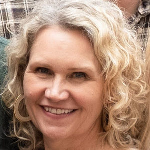 Meet your Posher, Lynn